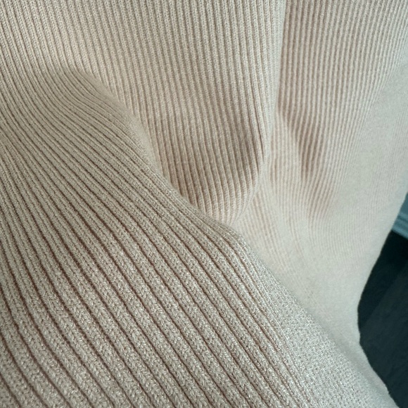 Peach sweater dress with button details - Picture 3 of 6